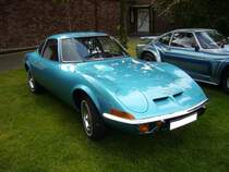 Opel GT 1900. 1968 - 1973. Hier wurde ein US-Exportmodell im Farbcode HH monzablau abgelichtet. Opel GT-Europatreffen am 15.05.2016.