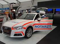 Audi A4 NEF am 13.05.16 auf der RettMobil in Fulda