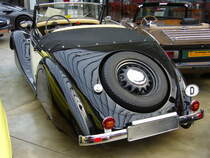 Heckansicht eines Ford Eifel Cabriolet. 1938 - 1939. Classic Remise Düsseldorf am 16.05.2016.