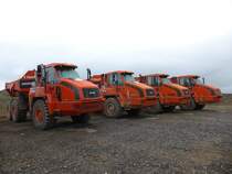 Vier Doosan DA 30 eingesetzt beim Bau der B50n, 24.04.2016