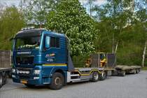  Dieser MAN Hängerzug war am 14.05.2016 auf einem Parkplatz abgestellt.