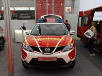 Nissan Feuerwehr SUV am 13.05.16 auf der RettMobil in Fulda