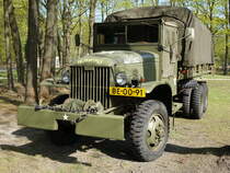 GMC Truck 6X6 CCKW, 2.5 Tonnen, in einem Militärmuseum in Best, Holland (05.05.2016)