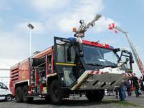 Bundeswehr Flugplatz Fritzlar Ziegler FLF 40/60-6 am 13.05.16 auf der RettMobil in Fulda