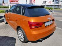 Audi A1 in gold und schwarz, Krefeld, 8.5.16
Geeignetes regionales Kennzeichen: GEL-B oder KK-DU (Kakadu) ?