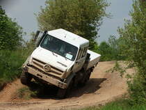 Mercedes Benz Unimog U4023 am 13.05.16 auf der RettMobil in Fulda