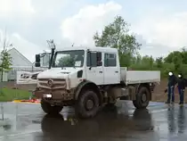 Mercedes Benz Unimog U4023 am 13.05.16 auf der RettMobil in Fulda