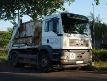 MAN TGA 18.390 abgestellt auf einem Parkplatz in Trier, 06.05.2007