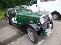 Singer Le Mans (Baujahr 1934) bei der Internationalen Saar-Lor-Lux Classique. Start zum zweiten Tag am 28.05.2016 in Trier.
