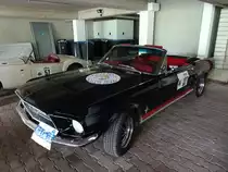 Ford Mustang (Baujahr 1967) bei der Internationalen Saar-Lor-Lux Classique. Start zum zweiten Tag am 28.05.2016 in Trier.