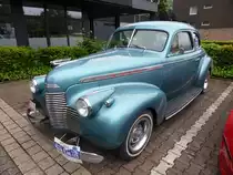 Chevrolet Business Coupé (Baujahr 1940) bei der Internationalen Saar-Lor-Lux Classique. Start zum zweiten Tag am 28.05.2016 in Trier.