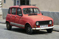 Renault R4, gesehen in Soller / Mallorca im Mai 2016