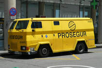 Geldtransporter von  PROSEGUR , gesehen am Airport Palma /Mallorca im Juni 2016