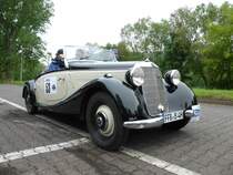 Mercedes-Benz 170 V Roadster (Baujahr 1937) bei der Internationalen Saar-Lor-Lux Classique. Start zum zweiten Tag am 28.05.2016 in Trier.