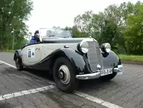Mercedes-Benz 170 V Roadster (Baujahr 1937) bei der Internationalen Saar-Lor-Lux Classique. Start zum zweiten Tag am 28.05.2016 in Trier.