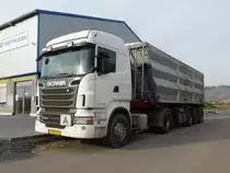 Scania R 500 am 28.02.2016 in der Nähe von Besch