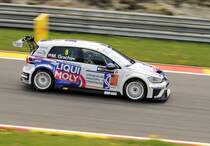 VW Golf GTI TCR, Liqui Moly Team Engstler Fahrer: Mikhail GRACHEV bei der TCR International Series 2016. Hier in Spa Francorchamps am 7.Mai 2016