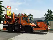 Mercedes Benz Unimog U300 am 08.06.16 in Frankfurt am Main
