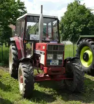 IHC 633 steht bei der Oldtimerveranstaltung in Fulda-Harmerz im Juni 2016
