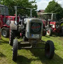Eicher, abgestellt bei der Oldtimerveranstaltung in Fulda-Harmerz im Juni 2016