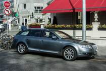 Audi A6 Avant mit einem komischen/interessantem Dach. Foto: 07.03.2015