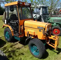 Schanzlin 204 Hydromatic, Schmalspurschlepper, ausgestellt zum Bulldogtreffen Langenhard, Mai 2016 