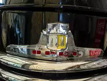 So sah der Logo von Opel in den 50-gern aus. Foto: Retropartisanen Festivan, Mai 2016.