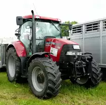 Case MXU 110 des Lohnunternehmens  Kern , gesehen bei der 2016er Kreistierschau des Landkreises Fulda in Almendorf, Juni 2016