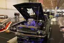 Dodge Challenger auf der Essen Motor Show 2015.
