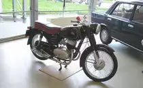 Pannonia T-5 (246ccm, 16Ps, gebaut: 1964-1975), ausgestellt auf dem Retropartisanen Festival, Mai 2016