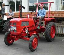 Fahr mit Besatzung ist bereit für die  Ausfahrt  anl. Oldtimertreffen in Niederaula, Juni 2016