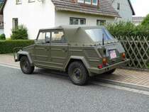 VW 181 in Natooliv, gesehen in Niederaula im Juni 2016