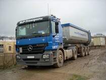 Mercedes-Benz Actros 1844 am 16.03.2008 in der Nähe von Munsbach (Lux.)