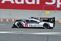 Porsche 919 Hybrid 2.0L Turbo V4,LMP! Nr1. Fahrer: Timo Bernhard, Mark Webber, Brendon Hartley  beim Training 84. 24h von Le Mans am 15.6.2016