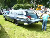 Heckansicht eines 1962 Dodge Dart 440 Station Wagon. Herner Oldies am 03.07.2016.