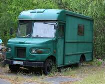 18.5.2016 bei Oranienburg - alter Transporter. Typ/Hersteller stand nirgends dran - bitte beim einordnen helfen