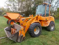 Volvo L 32B aufgenommen am 25.10.2015