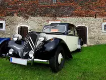 CITROEN Traction-Avant, Type 11BL; 56PS; Bj.1951, hat sich zur Oldtimerveranstaltung am Stehrerhof eingefunden; 160703