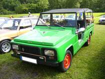 Renault 6 Rodeo. 1972 - 1981. Dieses Fun- oder Strandauto basierte auf dem bereits 1968 vorgestellten Renault 6, dessen Motor auch bis 1980 verbaut wurde. Im letzten Modelljahr wurde der Motor des Renault 12 verbaut. Der 4-Zylindermotor dieses Wagens hat einen Hubraum von 845 cm³ und leistet 34 PS. Herner Oldies am 03.07.2016.