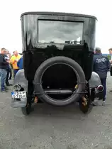 =Heck des Stanley Dampfwagens, Bj. 1919, bei den Motorrad-Oldtimer-Freunden Kiebitzgrund im Juni 2016