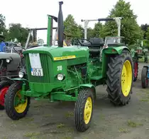 =John Deere 310, ausgestellt bei den Motorrad-Oldtimer-Freunden Kiebitzgrund im Juni 2016
