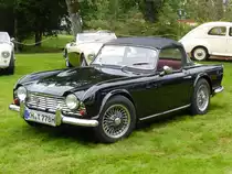 Triumph TR 4 bei den Luxembourg Classic Days in Mondorf am 02.07.2016