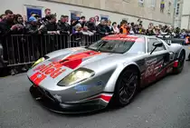 Ford GT-R Mk. VIII (Ford 5.0L V8), Robertson Racing LLC brachte ihn 2011 in der LMGTE Am Klasse beim 24h Rennen in Le Mans an den Start. Hier in der Innenstadt von Le Mans bei der 22.Fahrer Parade am 17.6.2016