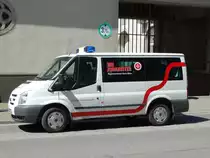 Die Johanniter Ford Transit am 17.07.16 beim Osthafen Festival 2016 in Frankfurt