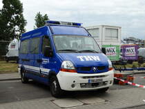 THW Ortsverband Frankfurt Renault Master MTW am 17.07.16 beim Osthafen Festival 2016 in Frankfurt