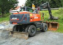 Atlas 160W in Regen 17.07.2016. Klarer Beweis Baggerfahrer können häufiger den Löffel abgeben als normale Menschen.