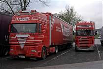 Ein DAF XF der sterreichischen Spedition VGL steht neben einem SCANIA R500 \8/. An diesem Tag wurde ich von einem Fahrer der Spediton VGEL angeschnautzt wieso ich den den LKW fotografiere. Gute Frage^^