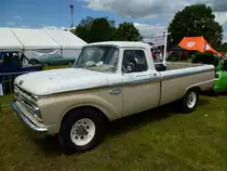 Ford F-250 Custom Cab auf dem US-Car-Treffen in Stadtbredimus (Lux.) am 02.07.2016