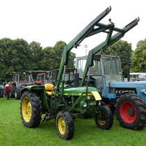 =John Deere ausgestellt bei der Oldtimerausstellung in Gudensberg, Juli 2016