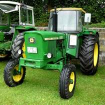 =John Deere 2030, präsentiert bei der Oldtimerausstellung in Gudensberg, Juli 2016